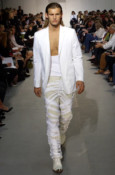 Look 15